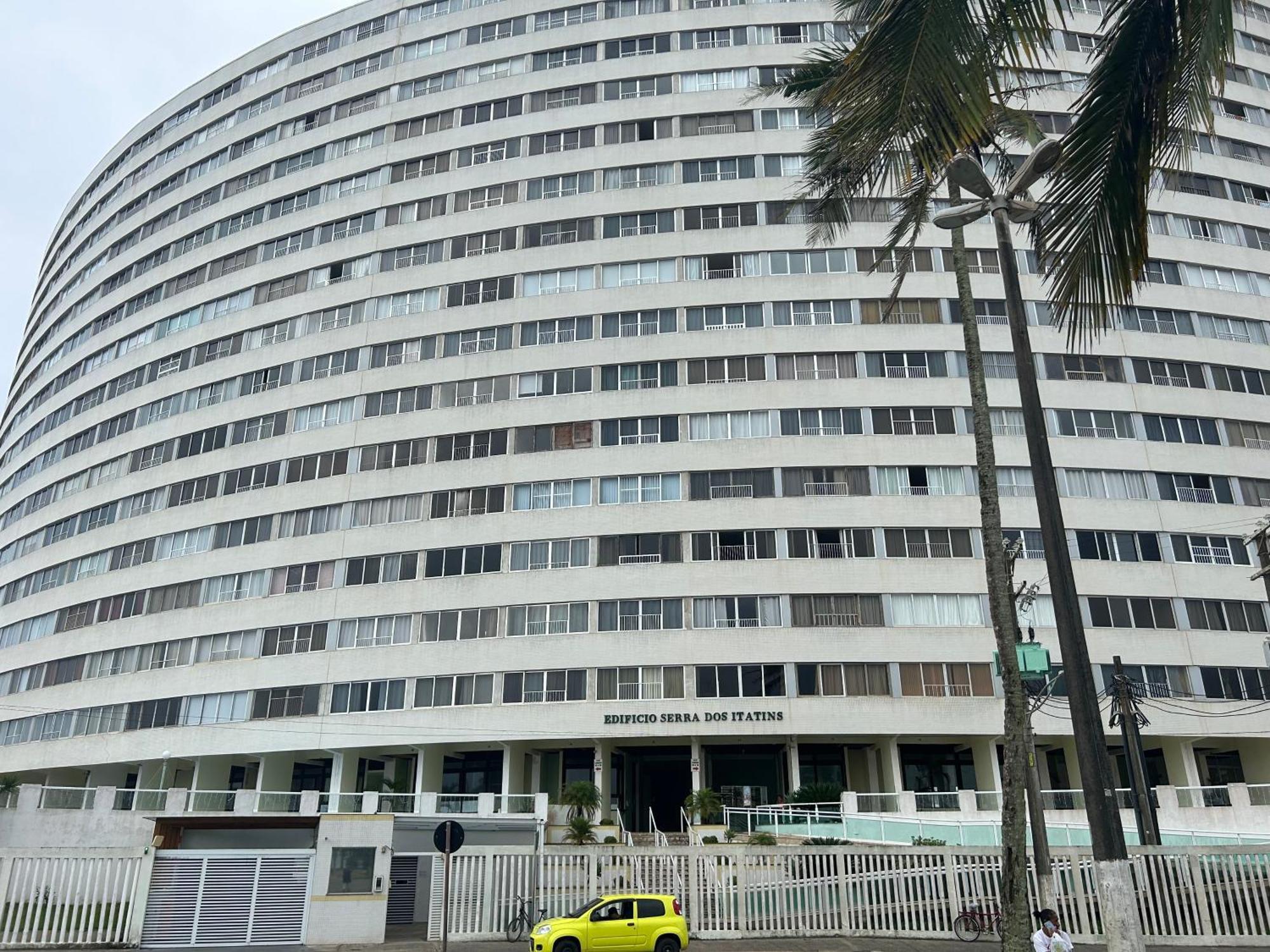 Apto Em Frente Ao Mar Predio Redondo Linda Vista Peruíbe Eksteriør billede